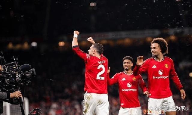 AC Milan Sports包含曼联后卫神勇救险，助球队成功保级，那么法律人民.的词条